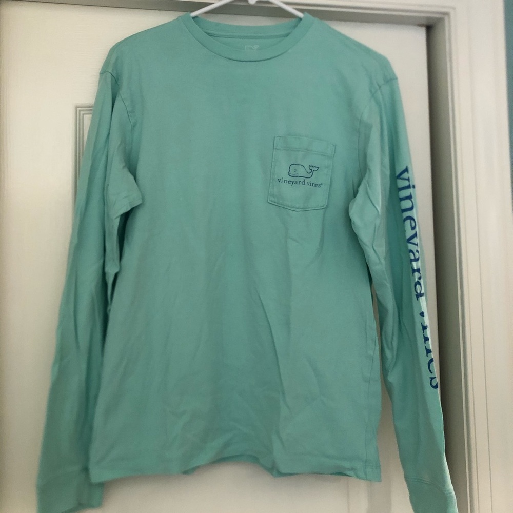 Vineyard Vines long sleeve pocket Tee